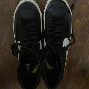 nike blazers size 9.5